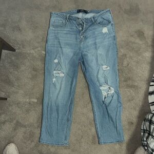 Size 17S Hollister jeans (like new!)